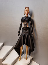 Load image into Gallery viewer, Irregular hem skirt with 2 points, for Integrity toys dolls or barbie
