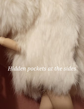 Load image into Gallery viewer, Short fur genderless coat
